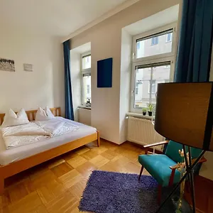  Apartmán Nice Close To City Center