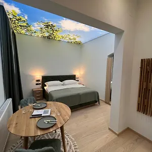 Street Living - Apartment