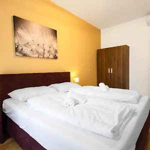Tabor 1020 Apartment